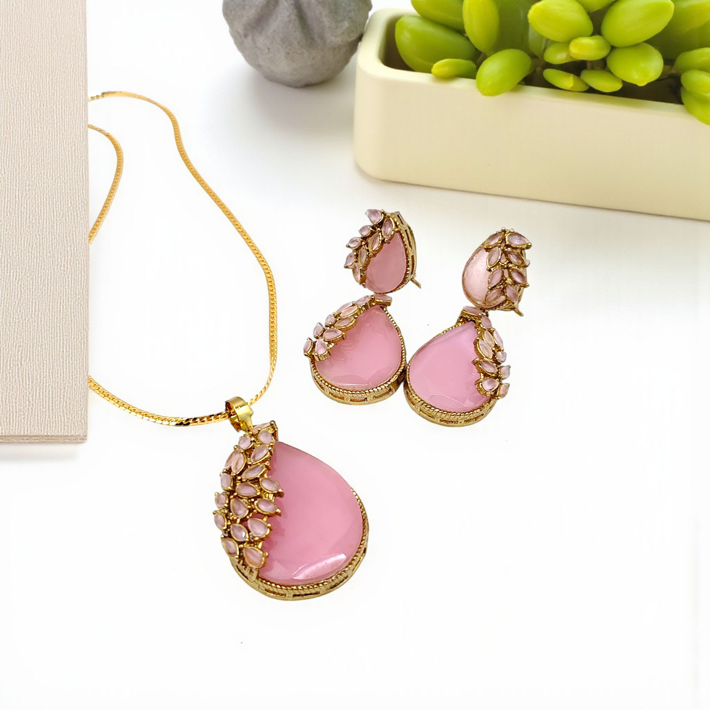 ⨠Elegant Teardrop Necklace & Earrings Set ā Available in 4 Colors