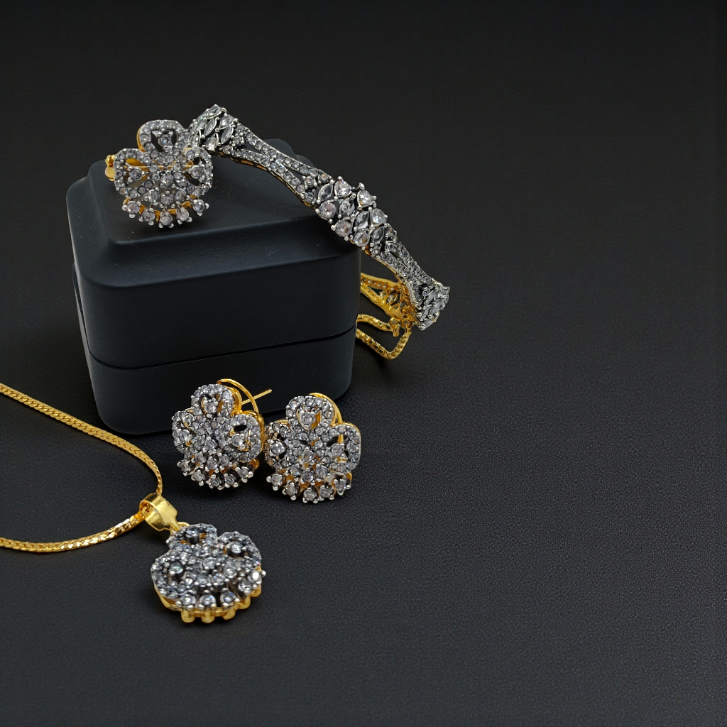 Luxury Gold-Plated Crystal Diamond Cut Jewelry Set