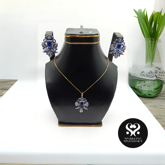 Crimson Empress Pendent – Bold Elegance