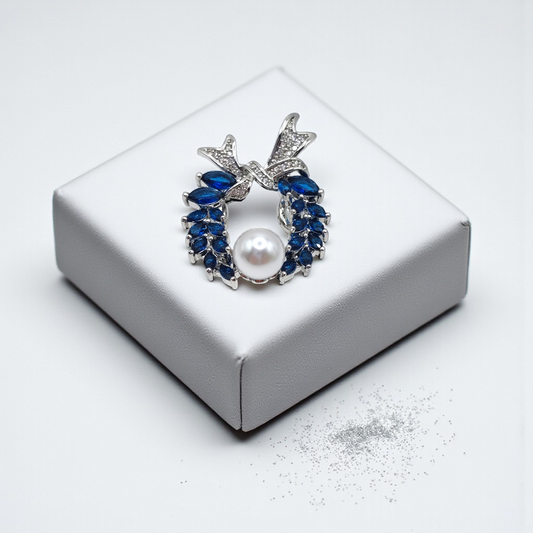 Crystal Wreath Ring with Pearl Accent and Bow Detail