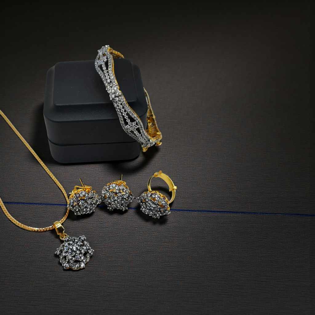 Luxury Gold-Plated Crystal Diamond Cut Jewelry Set