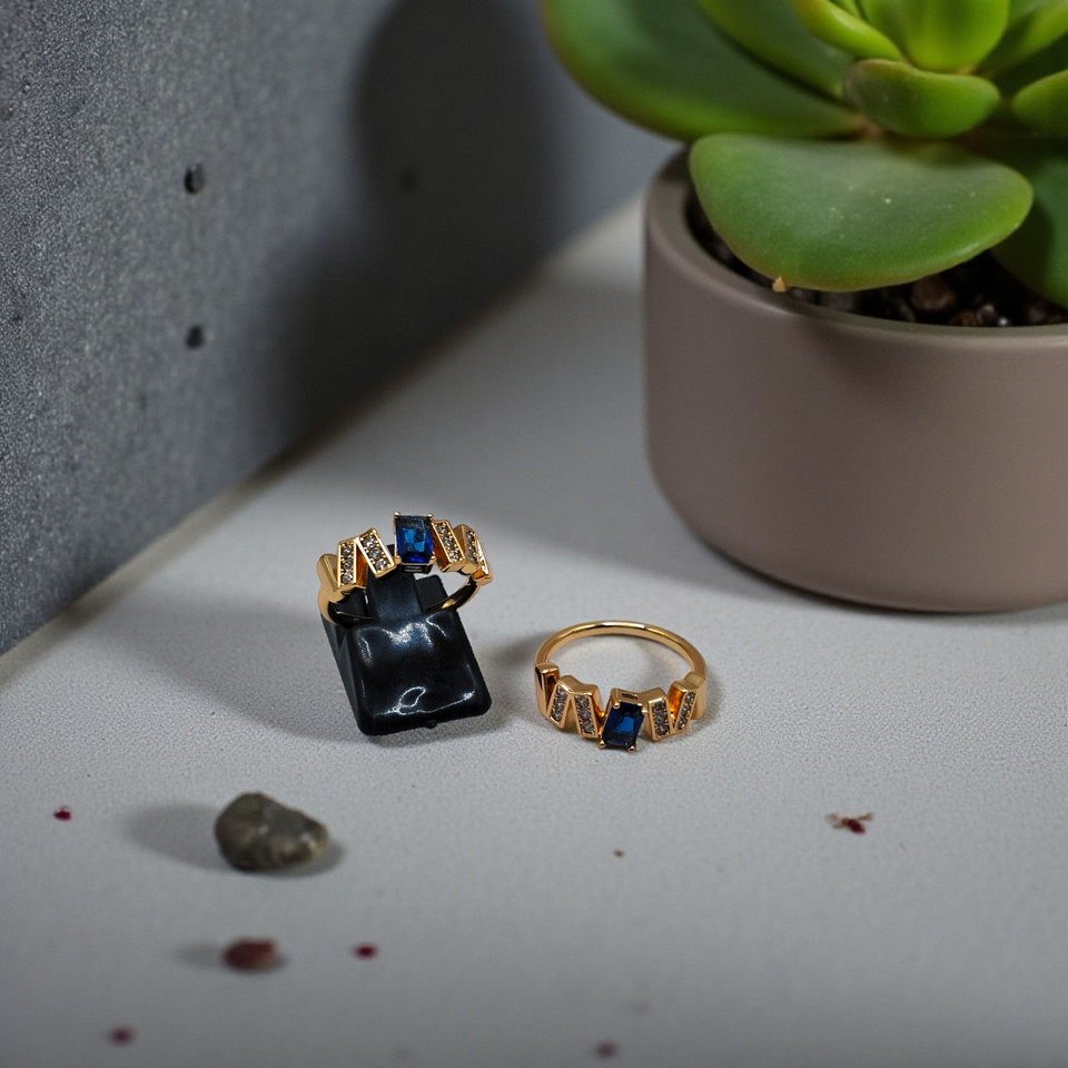 Geometric Elegance Gemstone Ring