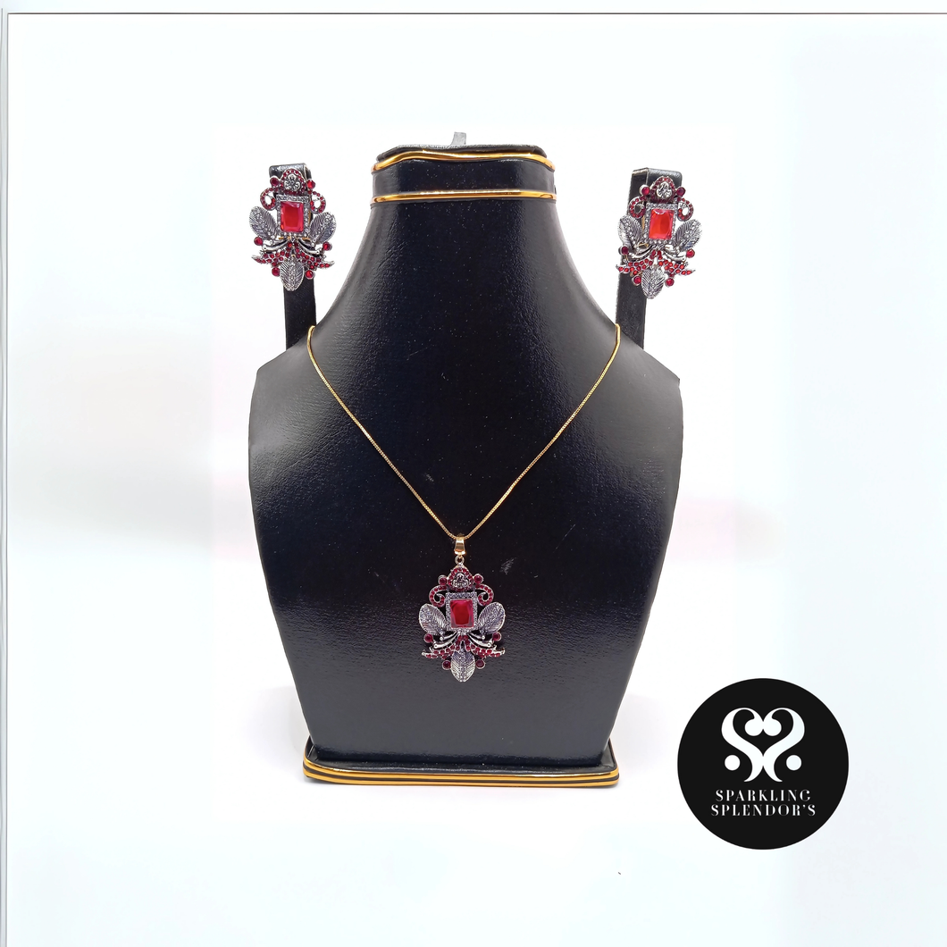 Crimson Empress Pendent – Bold Elegance