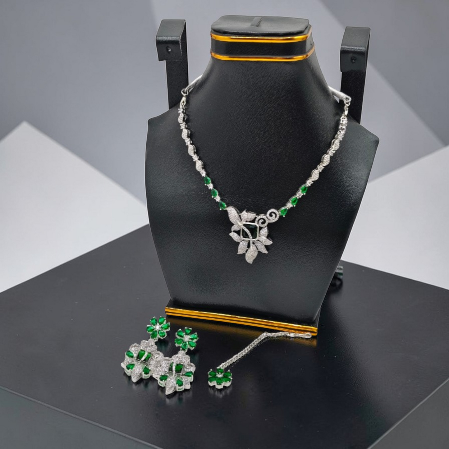 Emerald Bloom Statement Jewellery Set