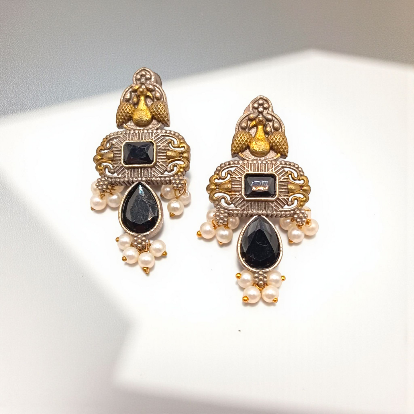 Antique Stone & Pearl Dangle Chandilier In Four Different Colors