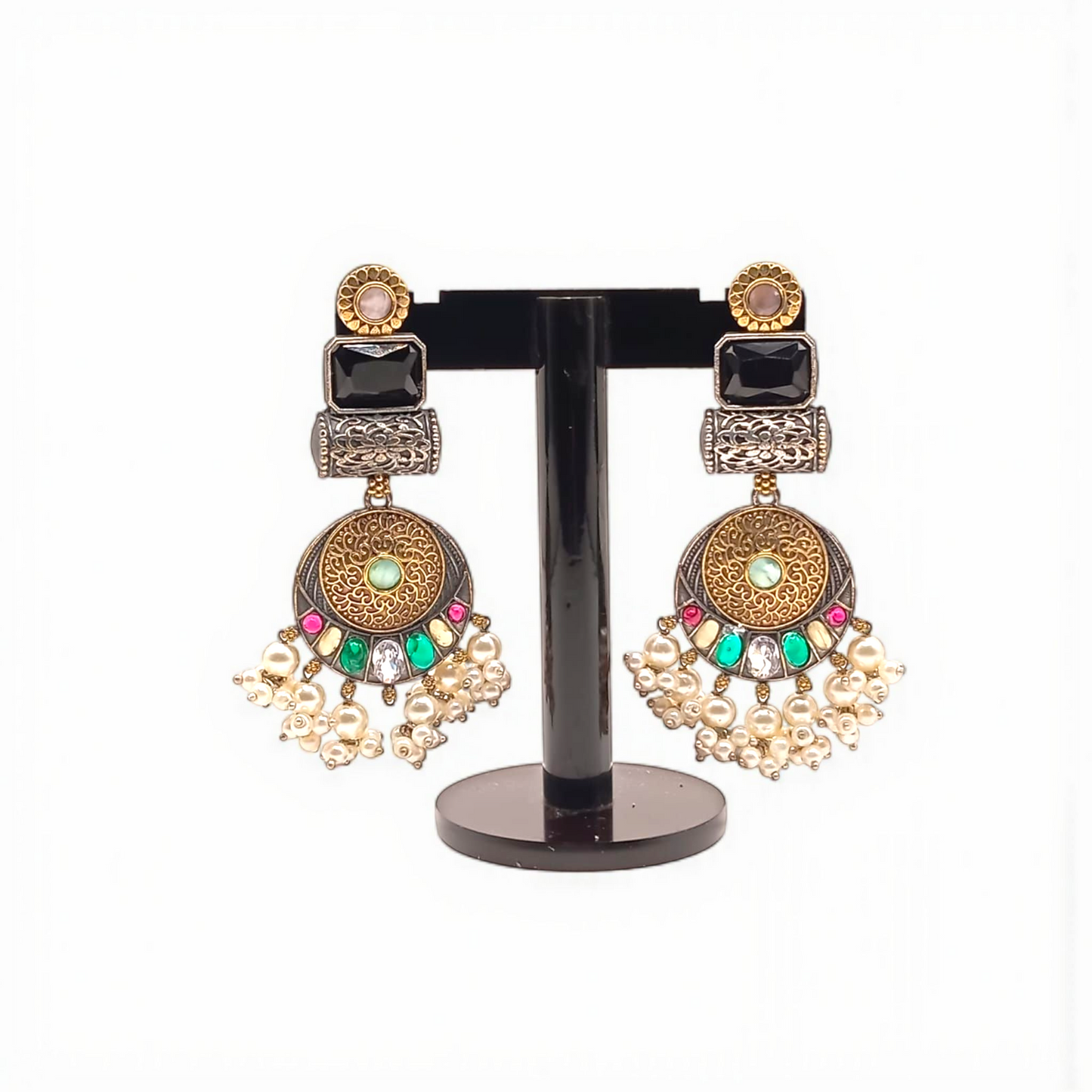 Title:
Royal Blue Stone & Pearl Antique Jhumka Earrings

Regal Ruby Stone & Pearl Antique Jhumka Earrings