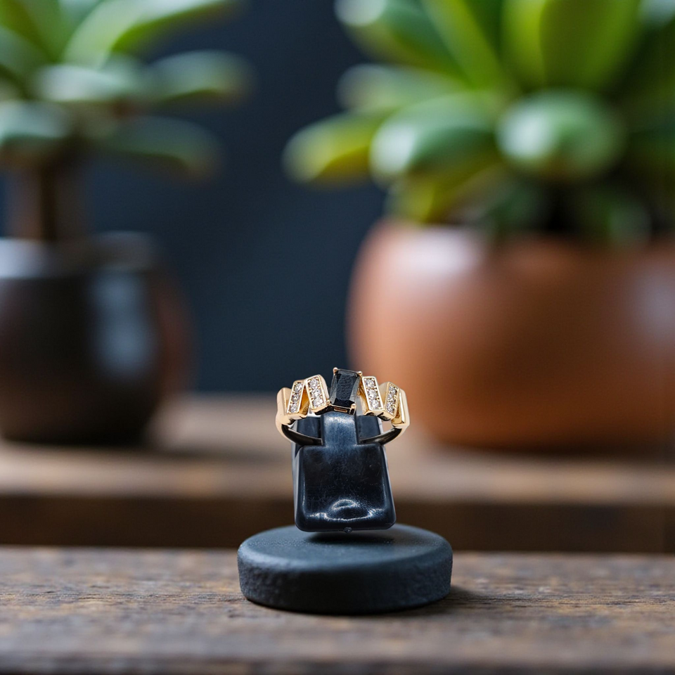 Geometric Elegance Gemstone Ring