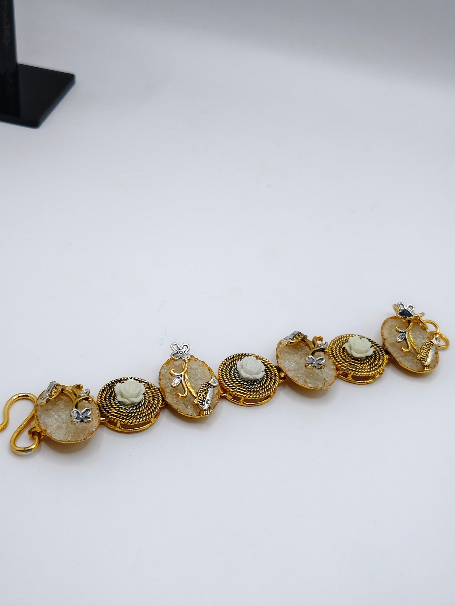 Luxury Artificial Bracelets in Pakistan Statement Bracelets