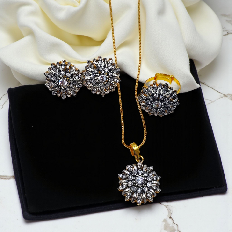 Noor Bloom Pendent – Sparkling Floral Radiance