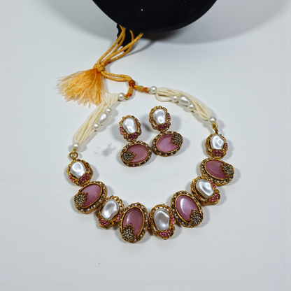 Regal Pearl Necklace Set Gold Plated