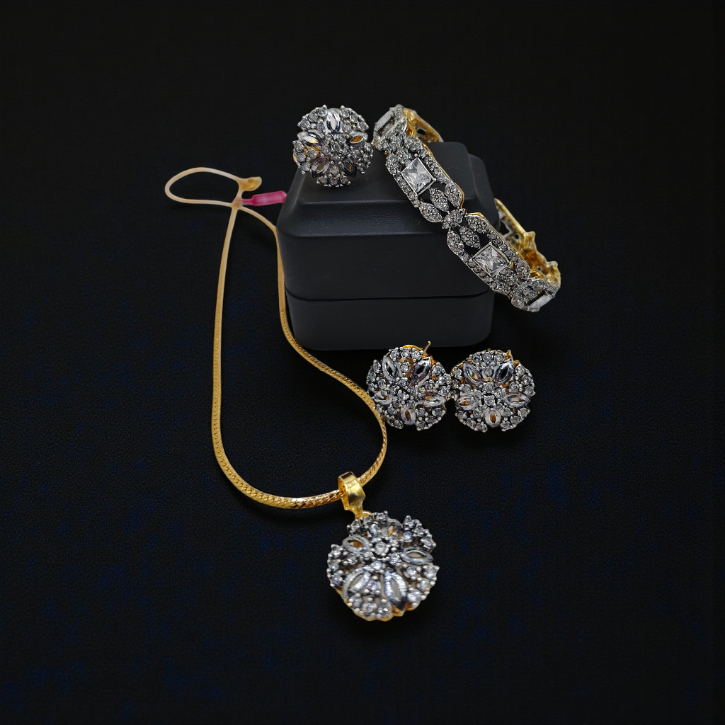 Luxury Gold-Plated Crystal Diamond Cut Jewelry Set