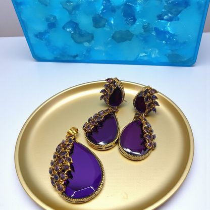Elegant Teardrop Pendant Set 4 Colours