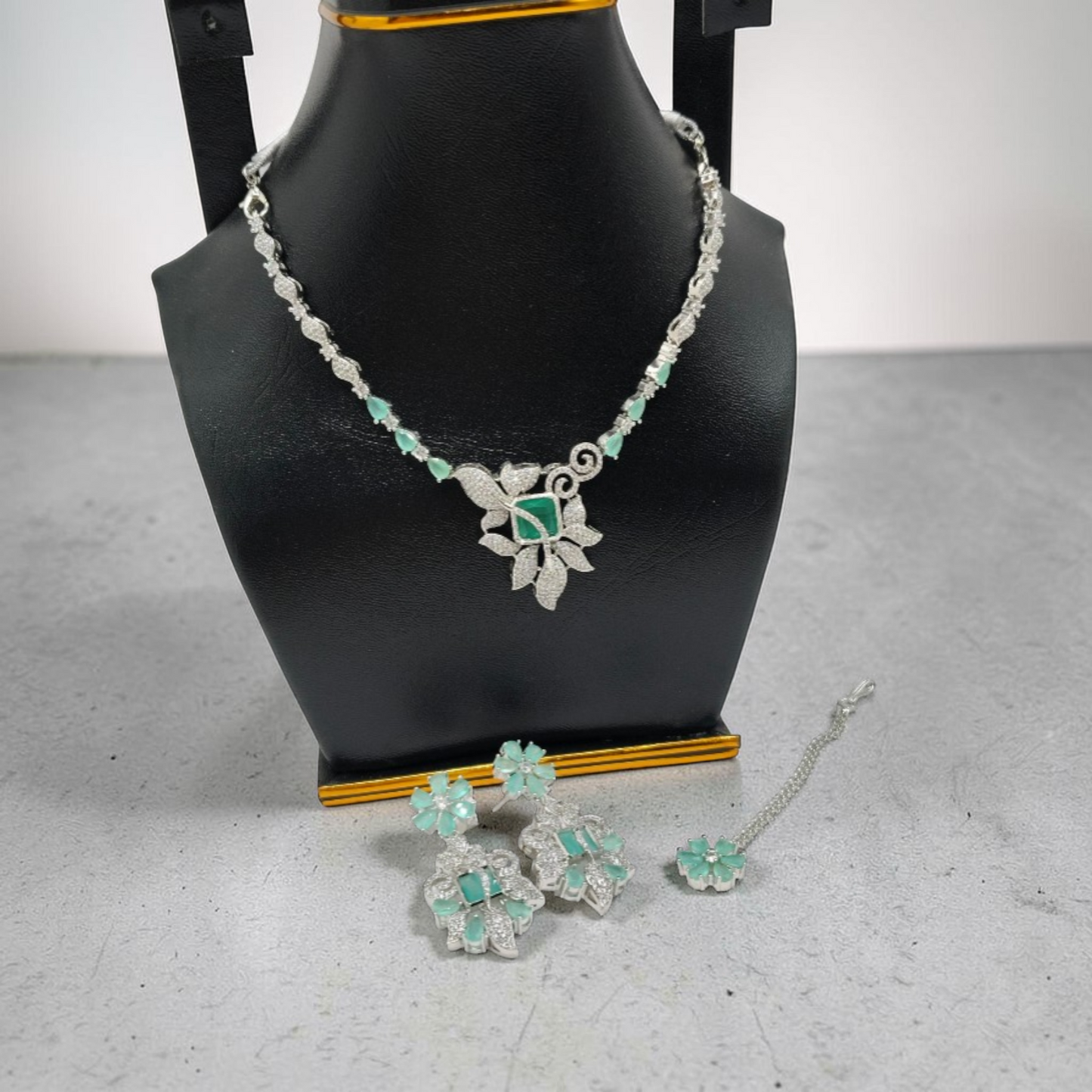 Emerald Bloom Statement Jewellery Set