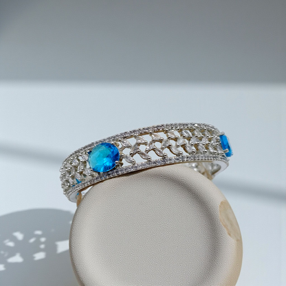 Luxury Hexagon-Cut Crystal Bracelet with Premium Detailing