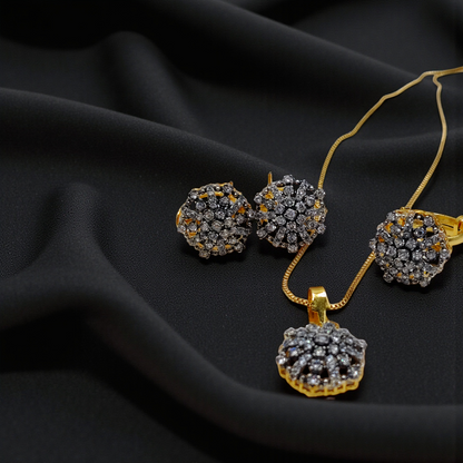 Vintage Snowflake Crystal Jewelry Set – Gold-Plated Necklace, Earrings & Ring